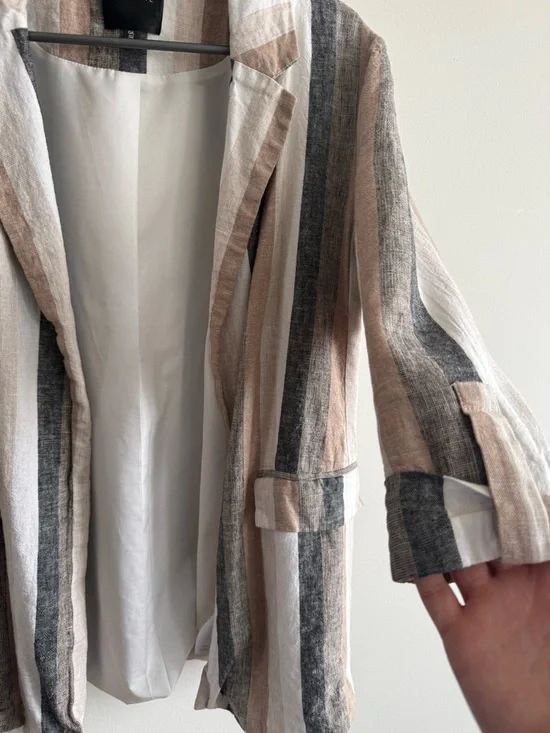 Dynamite Striped Linen blazer - Picture 3 of 7